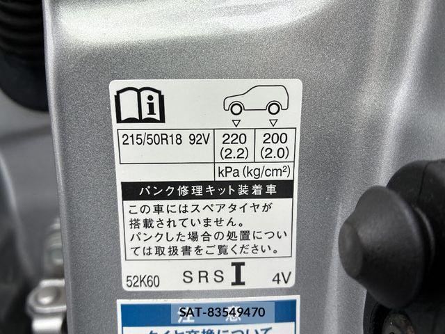 Toyota YARIS CROSS 2020-12 7021965-23