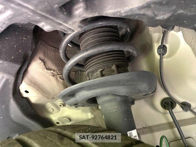 Toyota YARIS CROSS 2023-04 7021966-19