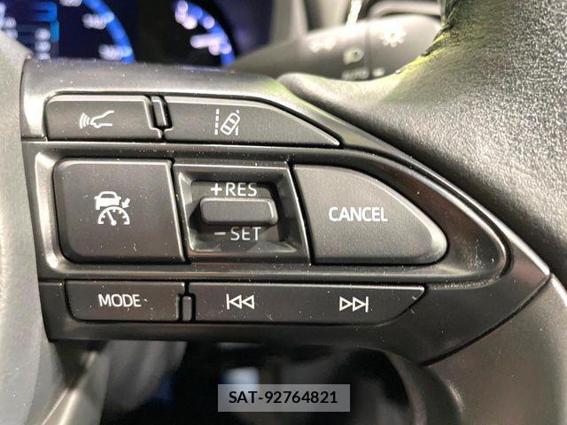 Toyota YARIS CROSS 2023-04 7021966-8