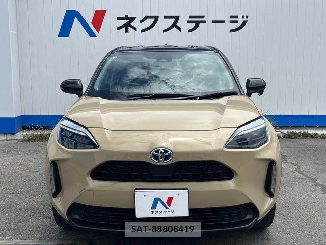 Toyota YARIS CROSS 2021-10 7021964-14