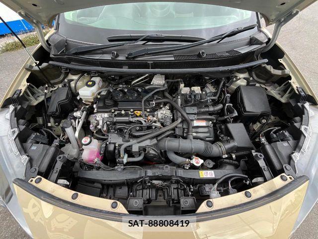 Toyota YARIS CROSS 2021-10 7021964-18