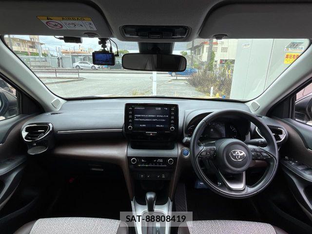 Toyota YARIS CROSS 2021-10 7021964-1