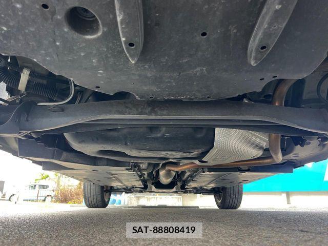 Toyota YARIS CROSS 2021-10 7021964-19