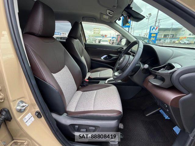 Toyota YARIS CROSS 2021-10 7021964-8