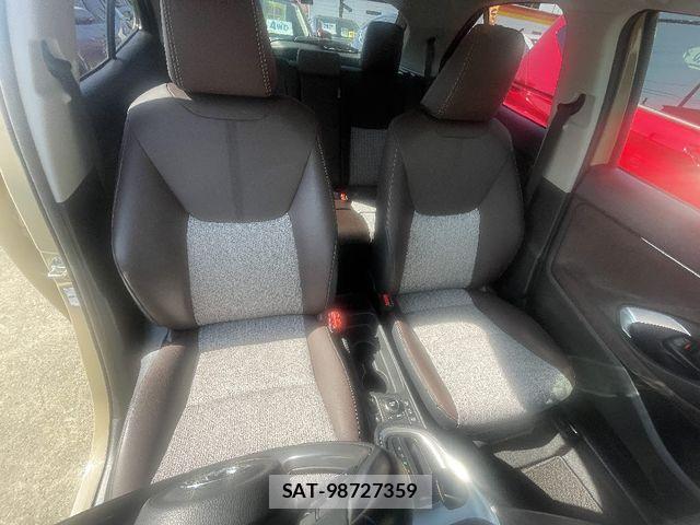 Toyota YARIS CROSS 2023-01 7021963-18