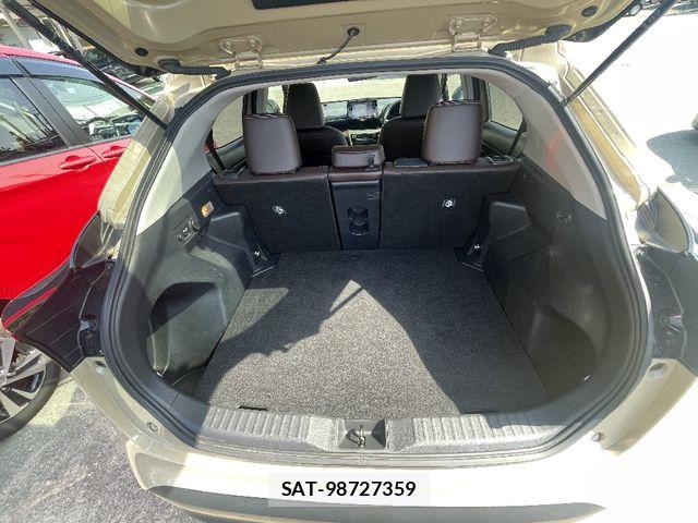 Toyota YARIS CROSS 2023-01 7021963-3