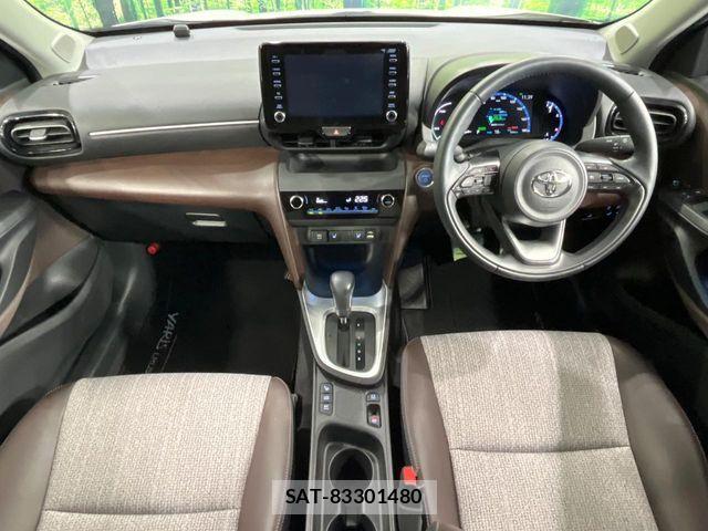 Toyota YARIS CROSS 2021-12 7021962-1