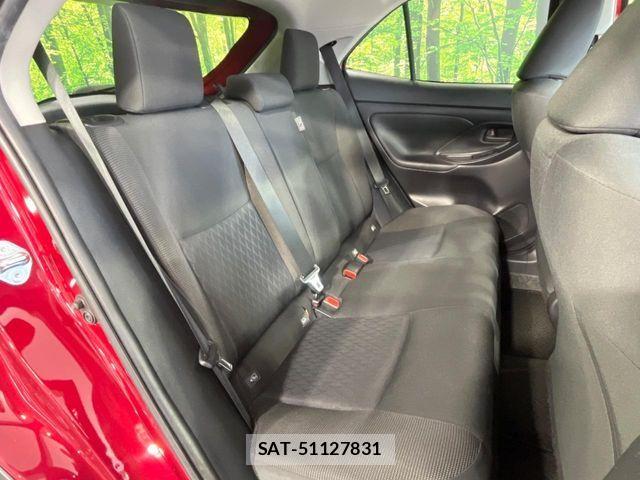 Toyota YARIS CROSS 2022-07 7061577-9
