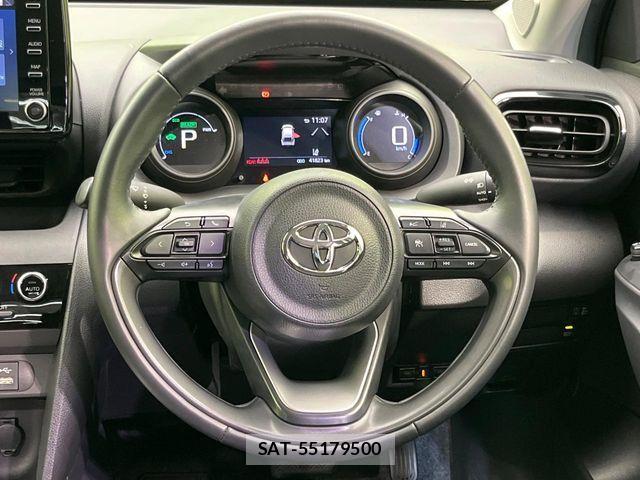 Toyota YARIS CROSS 2021-09 7061572-10