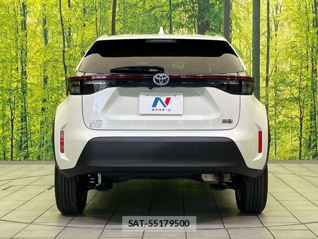 Toyota YARIS CROSS 2021-09 7061572-14