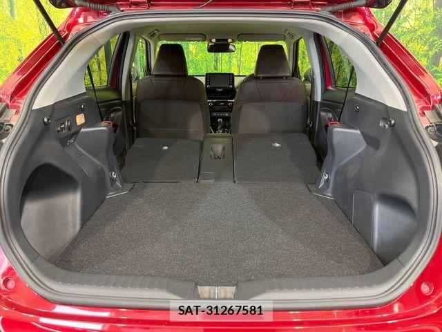 Toyota YARIS CROSS 2021-02 7061574-11