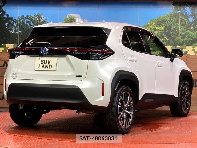 Toyota YARIS CROSS 2023-12 7061562-16
