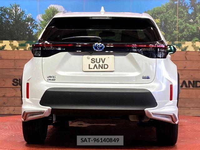 Toyota YARIS CROSS 2023-11 7061561-14