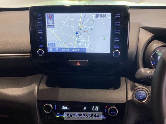 Toyota YARIS CROSS 2021-10 7061558-19