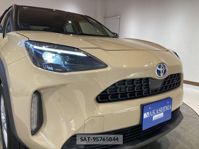 Toyota YARIS CROSS 2021-10 7061558-7