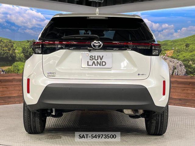 Toyota YARIS CROSS 2024-04 7061560-14