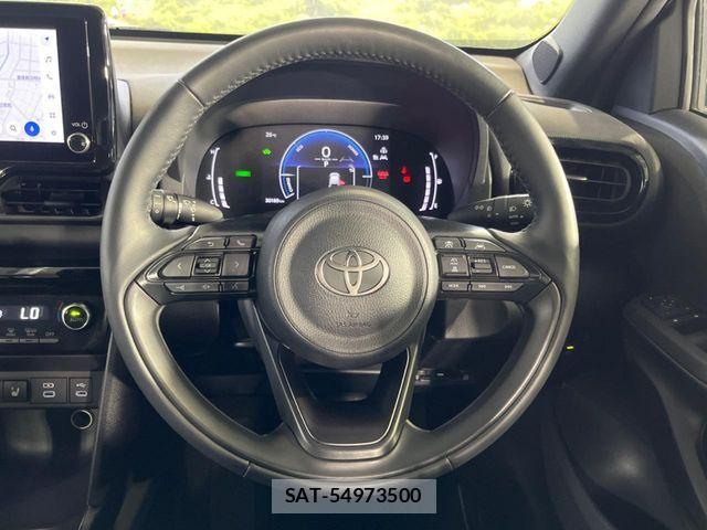 Toyota YARIS CROSS 2024-04 7061560-7