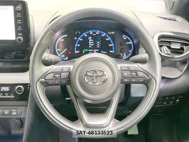Toyota YARIS CROSS 2023-10 7061569-10