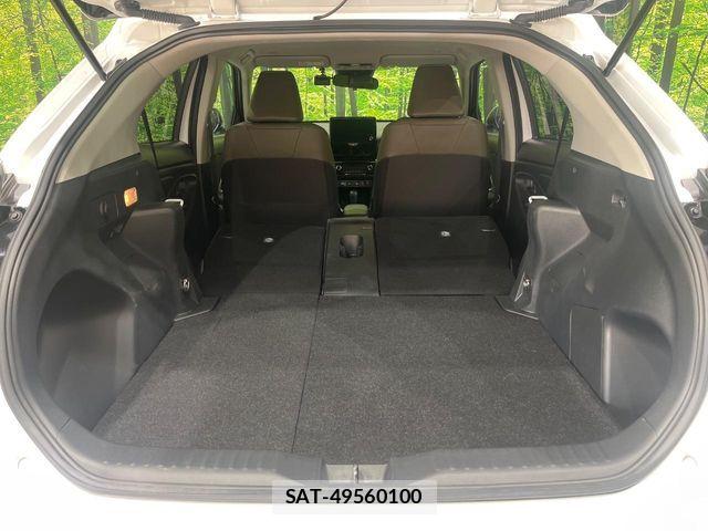 Toyota YARIS CROSS 2024-10 7061564-10