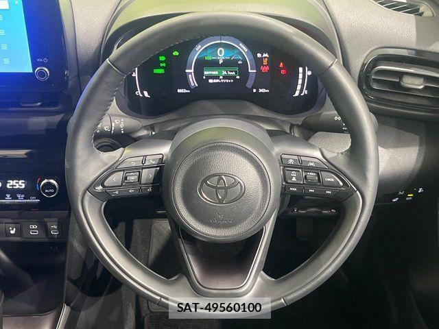 Toyota YARIS CROSS 2024-10 7061564-11