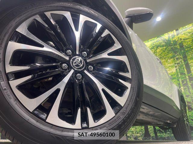 Toyota YARIS CROSS 2024-10 7061564-13