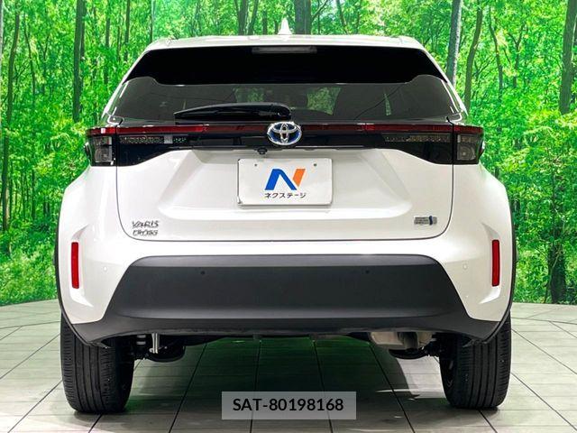 Toyota YARIS CROSS 2022-10 7061568-16