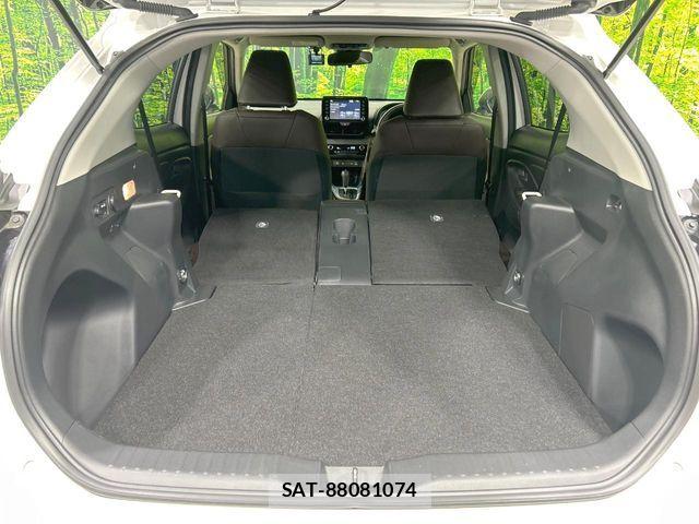 Toyota YARIS CROSS 2021-10 7061571-9