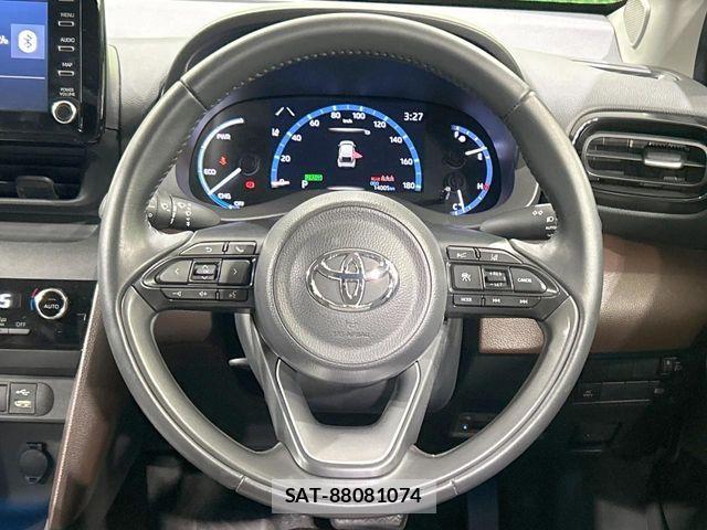 Toyota YARIS CROSS 2021-10 7061571-10