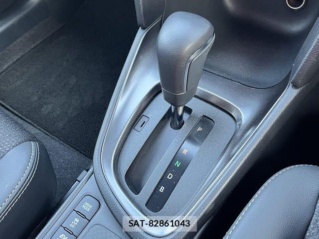 Toyota YARIS CROSS 2025-01 7061563-19