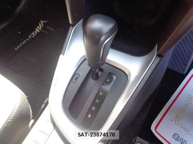 Toyota YARIS CROSS 2021-05 7061576-19