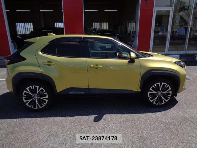 Toyota YARIS CROSS 2021-05 7061576-4
