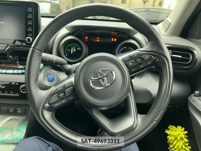 Toyota YARIS CROSS 2023-06 7061573-19