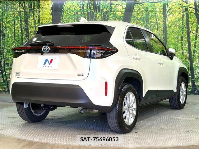 Toyota YARIS CROSS 2021-08 7061566-17