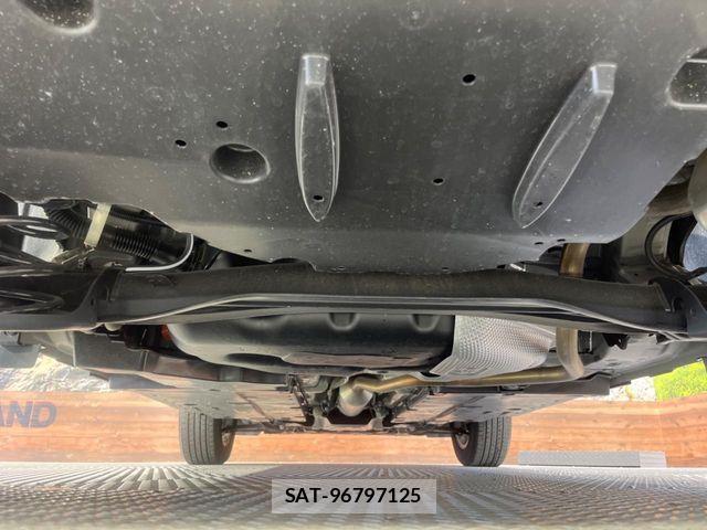 Toyota YARIS CROSS 2023-11 7061570-18