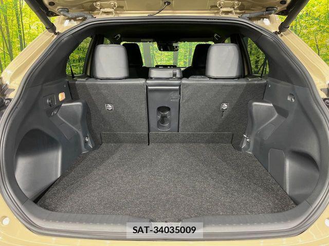 Toyota YARIS CROSS 2023-06 7061567-11