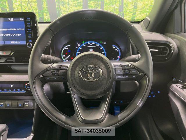 Toyota YARIS CROSS 2023-06 7061567-12