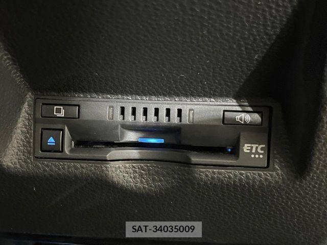 Toyota YARIS CROSS 2023-06 7061567-8