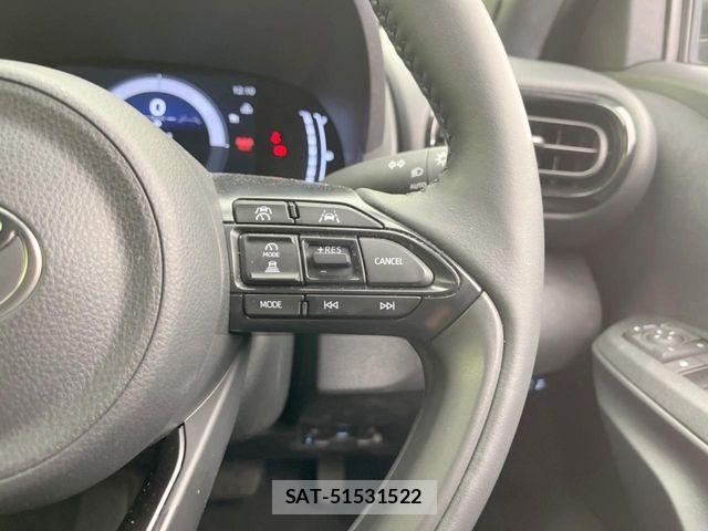 Toyota YARIS CROSS 2025-09 7061557-5