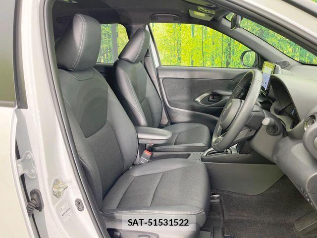 Toyota YARIS CROSS 2025-09 7061557-7