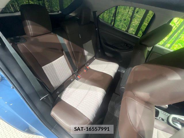 Toyota YARIS CROSS 2021-08 7061575-9