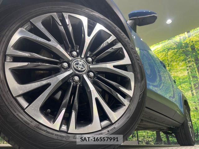 Toyota YARIS CROSS 2021-08 7061575-13