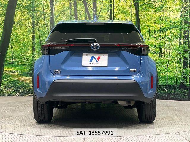 Toyota YARIS CROSS 2021-08 7061575-15
