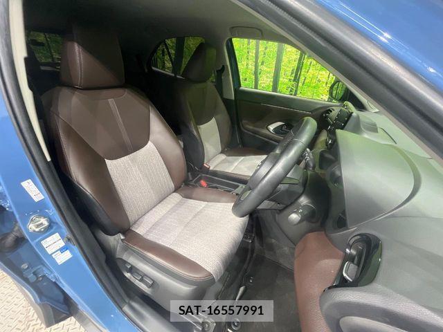 Toyota YARIS CROSS 2021-08 7061575-8