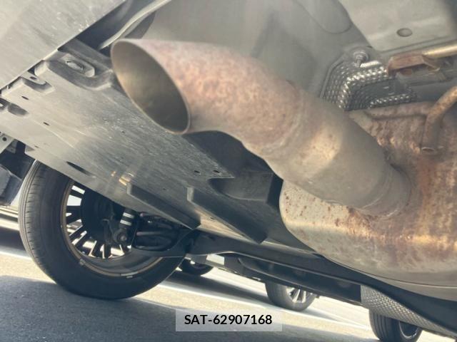 Toyota YARIS CROSS 2023-06 7227775-24