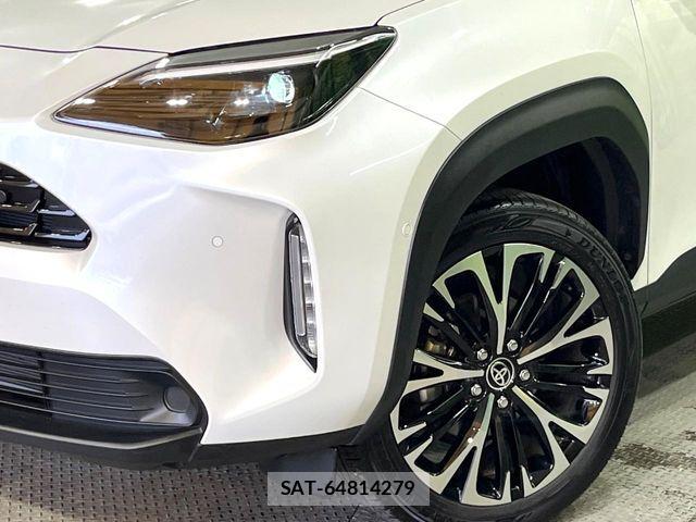 Toyota YARIS CROSS 2025-03 7227794-11