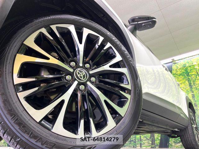 Toyota YARIS CROSS 2025-03 7227794-12