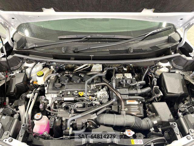 Toyota YARIS CROSS 2025-03 7227794-17