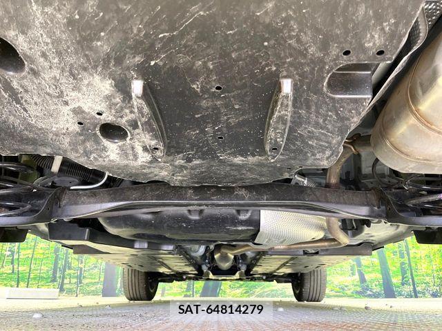 Toyota YARIS CROSS 2025-03 7227794-18