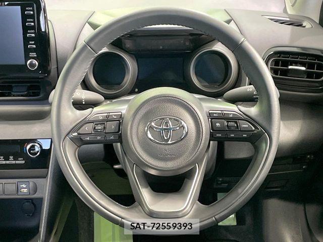Toyota YARIS CROSS 2022-01 7227760-10