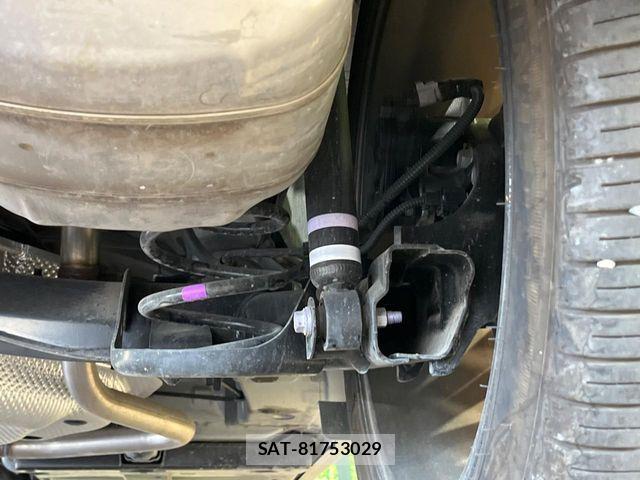 Toyota YARIS CROSS 2023-11 7227785-19